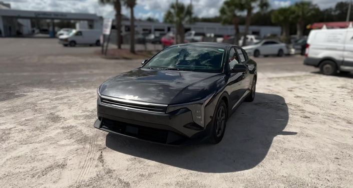 Thumbnail: 2025 Kia K4 - 1