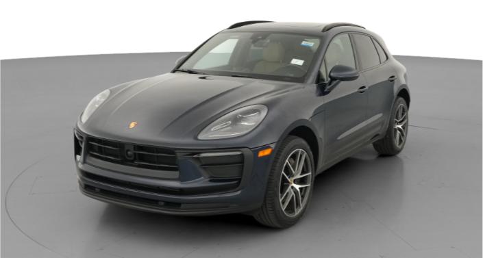 Thumbnail: 2022 Porsche Macan - 1