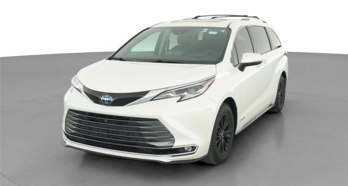 Thumbnail: 2021 Toyota Sienna - 1