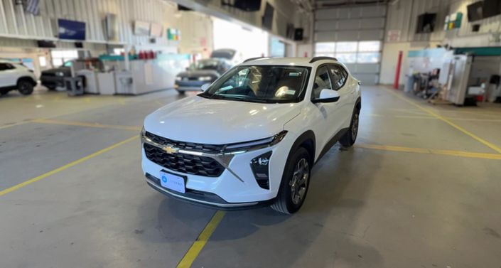 Thumbnail: 2025 Chevrolet Trax - 1