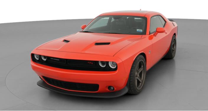 Thumbnail: 2016 Dodge Challenger - 1