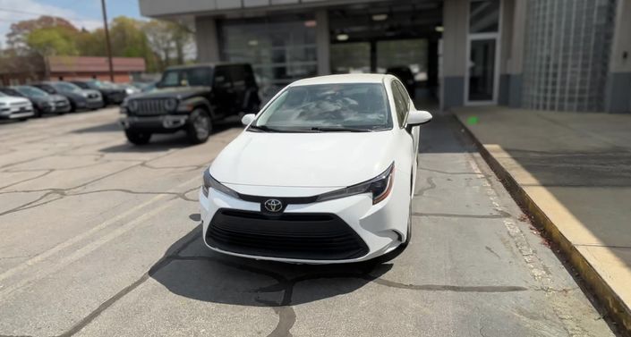 Thumbnail: 2025 Toyota Corolla - 1