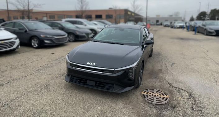 Thumbnail: 2025 Kia K4 - 1