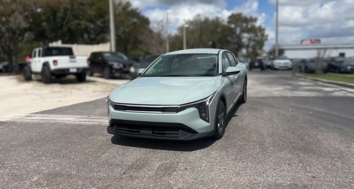 Thumbnail: 2025 Kia K4 - 1