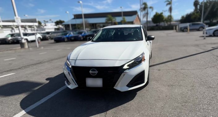 Thumbnail: 2025 Nissan Altima - 1