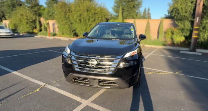 Thumbnail: 2025 Nissan Rogue - 1