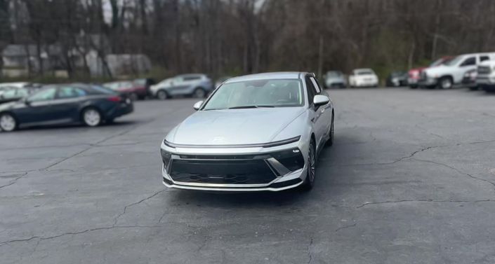 Thumbnail: 2025 Hyundai Sonata - 1