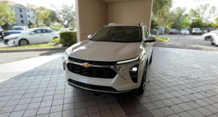 Thumbnail: 2025 Chevrolet Trax - 1