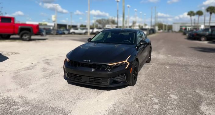 Thumbnail: 2025 Kia K5 - 1