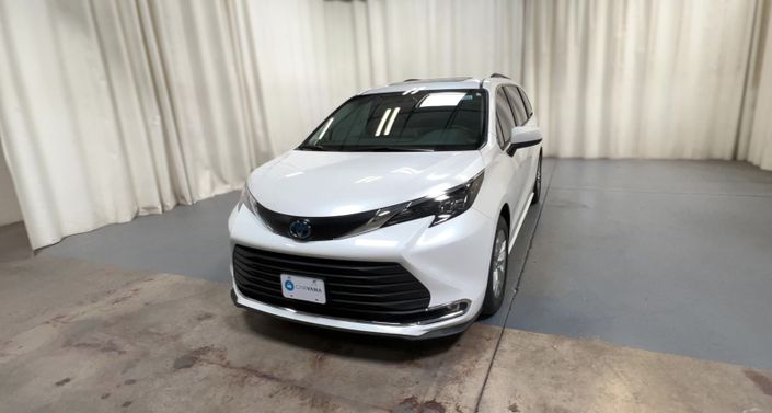 Thumbnail: 2024 Toyota Sienna - 1