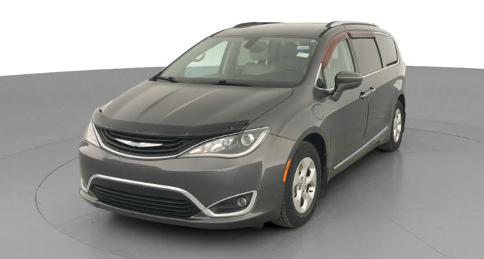 Thumbnail: 2018 Chrysler Pacifica - 1