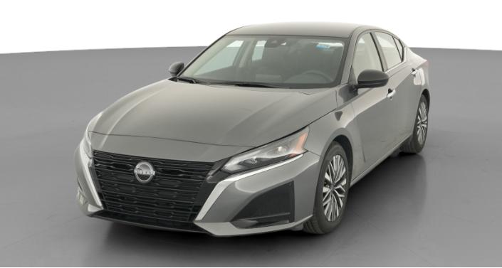 Thumbnail: 2025 Nissan Altima - 1