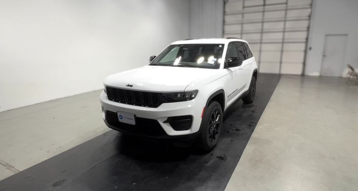 Thumbnail: 2025 Jeep Grand Cherokee - 1