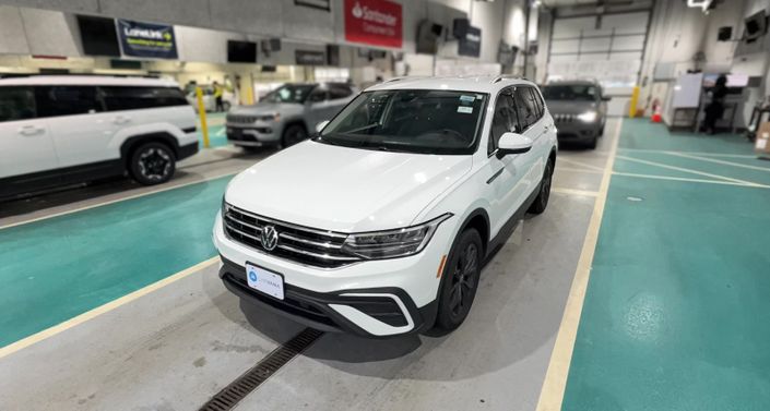 Thumbnail: 2024 Volkswagen Tiguan - 1