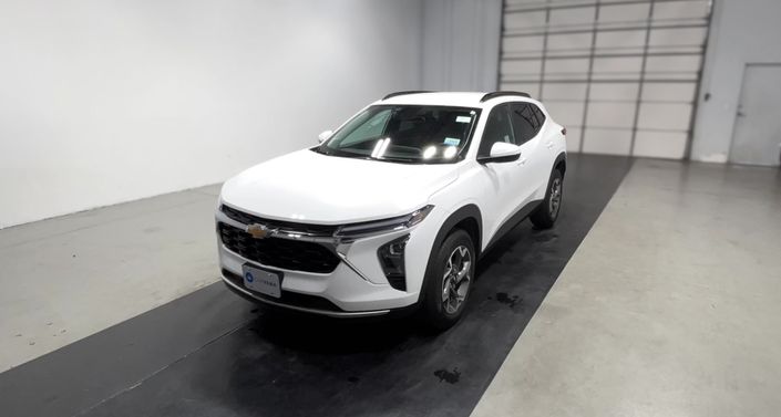 Thumbnail: 2024 Chevrolet Trax - 1
