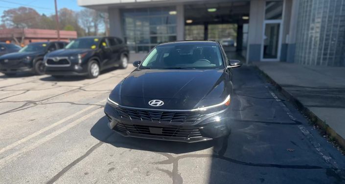 Thumbnail: 2025 Hyundai Elantra - 1