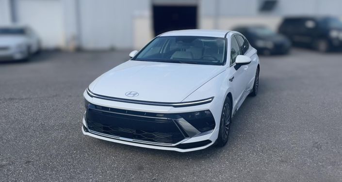 Thumbnail: 2025 Hyundai Sonata - 1
