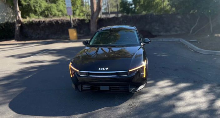 Thumbnail: 2025 Kia K4 - 1