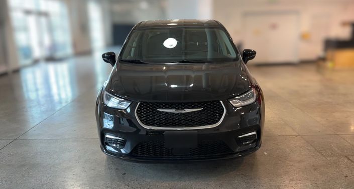 Thumbnail: 2024 Chrysler Pacifica - 1