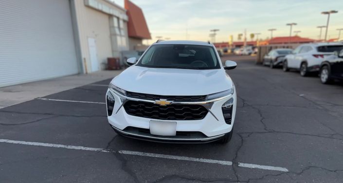 Thumbnail: 2025 Chevrolet Trax - 1