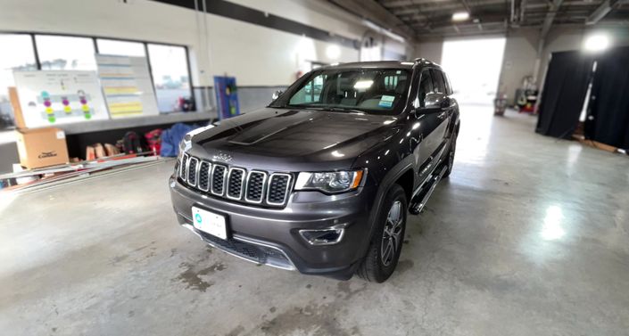 Thumbnail: 2018 Jeep Grand Cherokee - 1