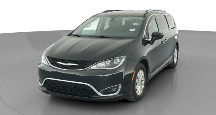 Thumbnail: 2018 Chrysler Pacifica - 1