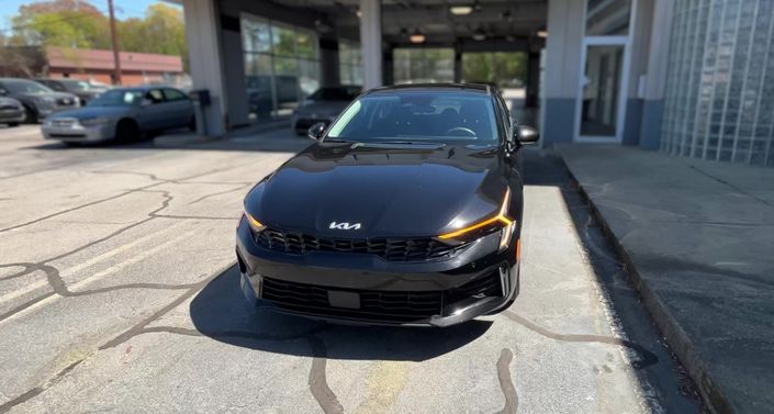 Thumbnail: 2025 Kia K5 - 1