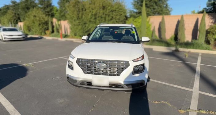 Thumbnail: 2025 Hyundai Venue - 1