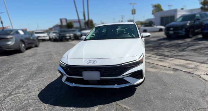 Thumbnail: 2025 Hyundai Elantra - 1