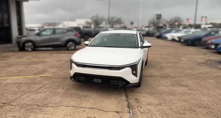 Thumbnail: 2025 Kia K4 - 1