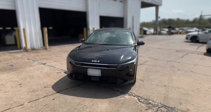 Thumbnail: 2025 Kia K4 - 1