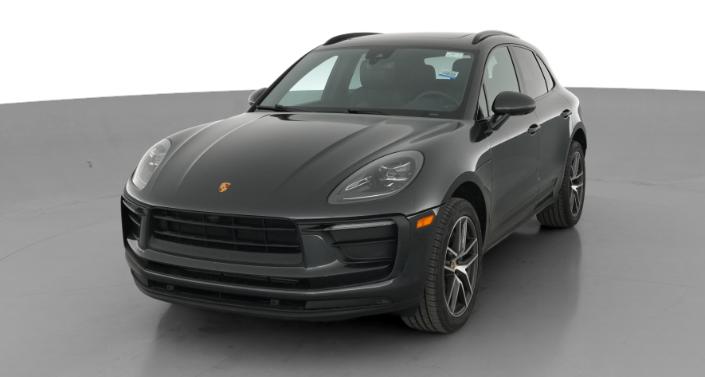 Thumbnail: 2022 Porsche Macan - 1