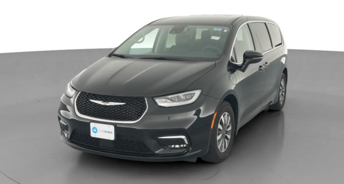 Thumbnail: 2023 Chrysler Pacifica - 1