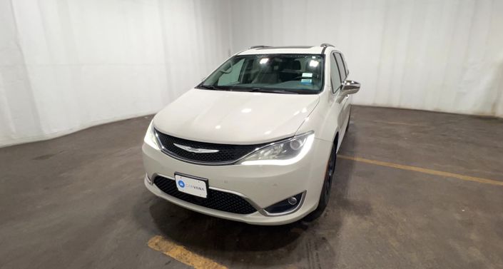 Thumbnail: 2017 Chrysler Pacifica - 1