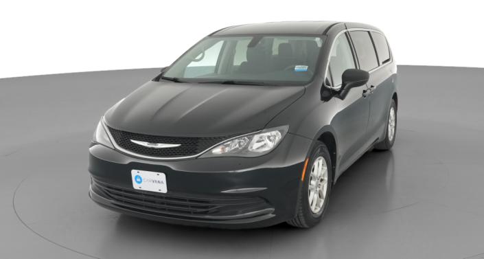 Thumbnail: 2017 Chrysler Pacifica - 1