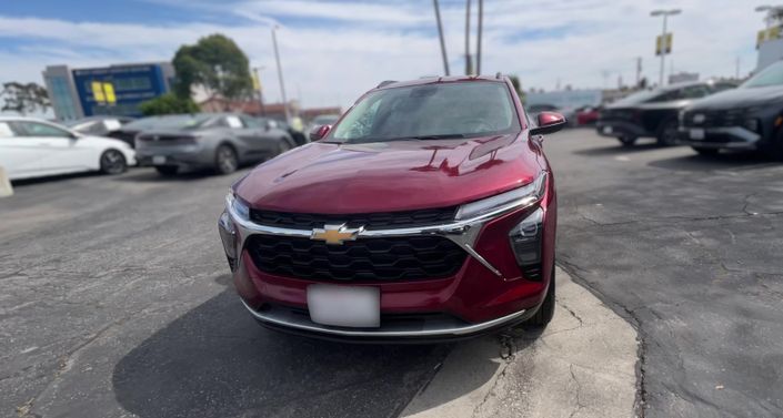 Thumbnail: 2025 Chevrolet Trax - 1