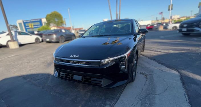 Thumbnail: 2025 Kia K4 - 1