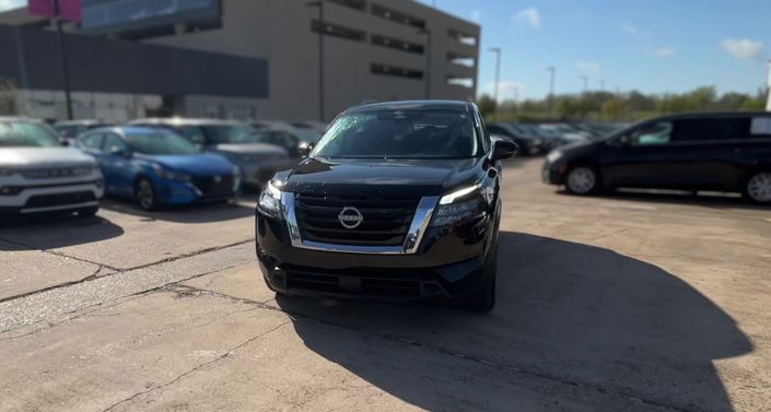 Thumbnail: 2025 Nissan Pathfinder - 1