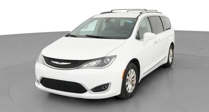 Thumbnail: 2019 Chrysler Pacifica - 1