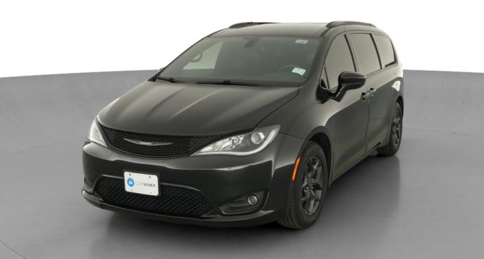 Thumbnail: 2018 Chrysler Pacifica - 1