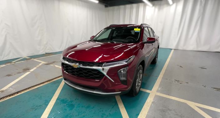 Thumbnail: 2025 Chevrolet Trax - 1