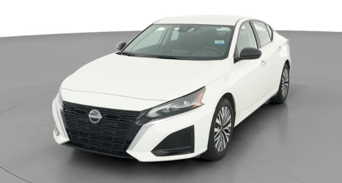 Thumbnail: 2025 Nissan Altima - 1