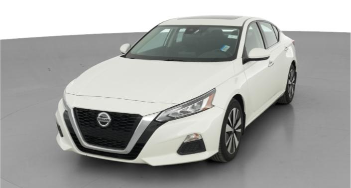Thumbnail: 2022 Nissan Altima - 1