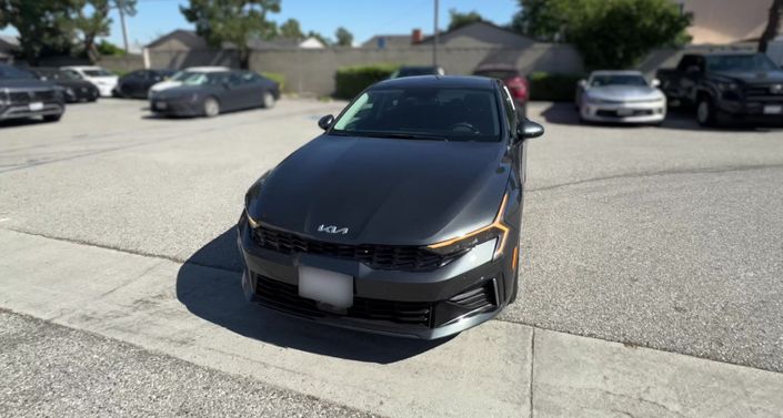 Thumbnail: 2025 Kia K5 - 1
