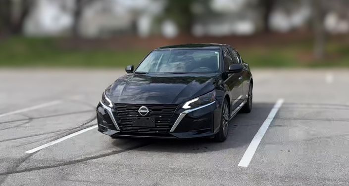 Thumbnail: 2025 Nissan Altima - 1