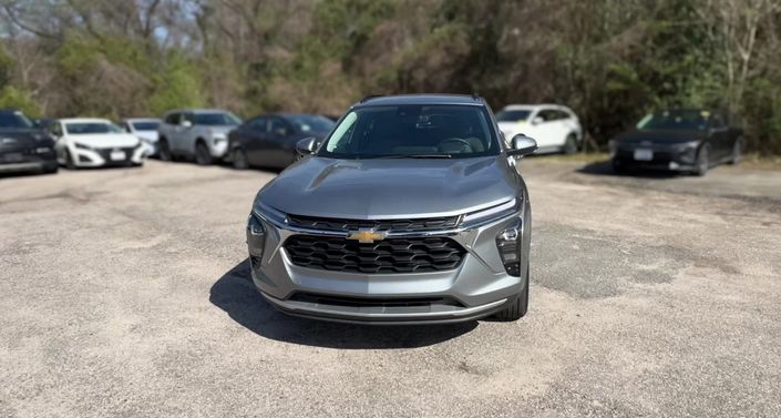 Thumbnail: 2025 Chevrolet Trax - 1