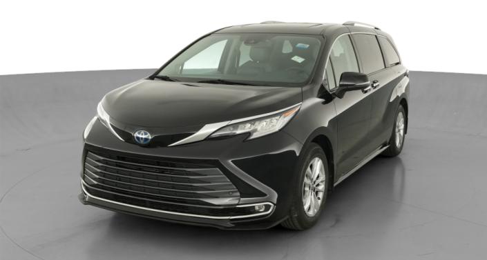 Thumbnail: 2022 Toyota Sienna - 1