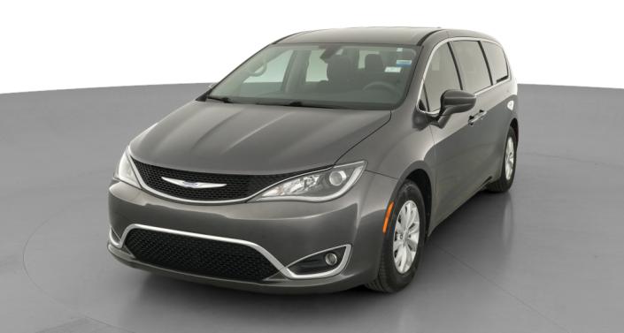 Thumbnail: 2018 Chrysler Pacifica - 1