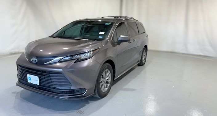 Thumbnail: 2023 Toyota Sienna - 1