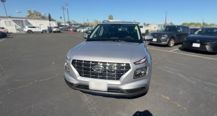 Thumbnail: 2025 Hyundai Venue - 1